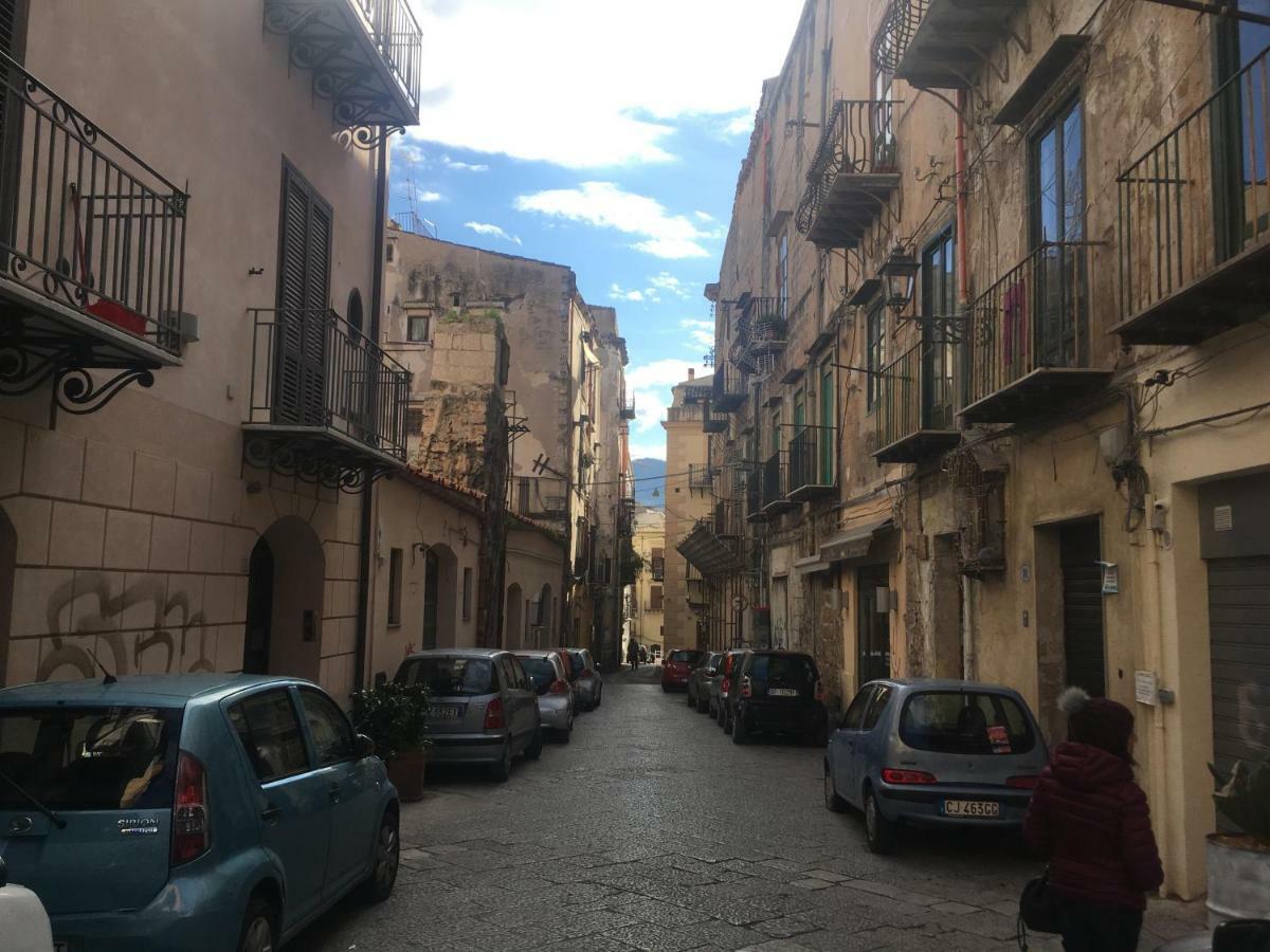 Discesa Delle Capre Studio Confort Palerme Extérieur photo